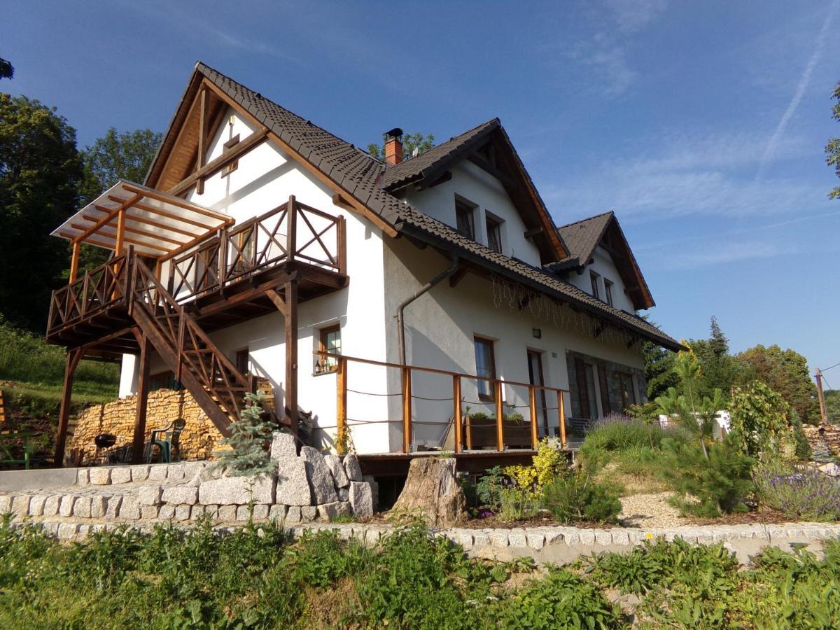 Motyli Chalupa - Luxusni Apartmany U Jestedu Dlouhy Most 외부 사진
